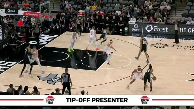 尼克斯vs马刺第1节英文原声回放