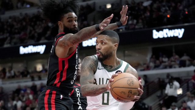 利拉德vs公牛集锦 全场16+3+7攻传兼备串联球队