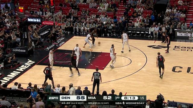 神的武器！巴特勒低位单挑波普 翻身跳投稳稳取分