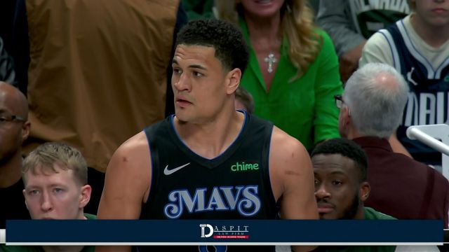 投射大队果真名不虚传 东契奇克勒贝尔约什-格林连中5记三分万箭穿心