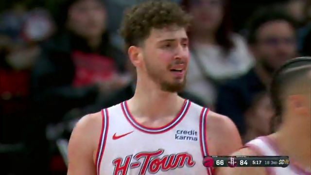 NBA常规赛：猛龙vs火箭第3节英文原声回放