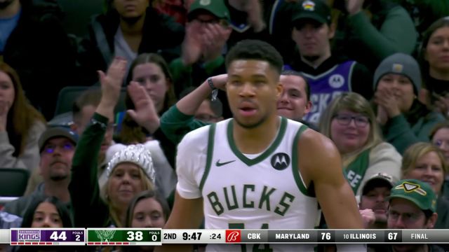 内线颇有收获！字母哥见缝插针突破上篮打成2+1