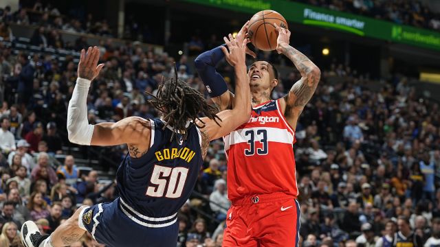 库兹马vs掘金 空砍31+12扛起进攻大旗难救主