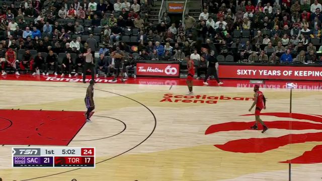 NBA常规赛：国王vs猛龙第1节英文原声回放