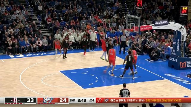 预定年度十佳球 以赛亚-乔在杰夫-格林头上隔扣正面击溃防守