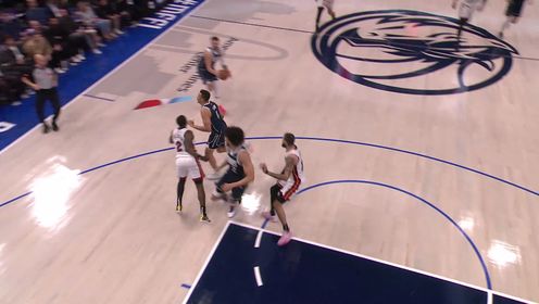 《TOP时刻》8日NBA最佳助攻 东契奇假投真传妙传莱夫利暴扣吃饼