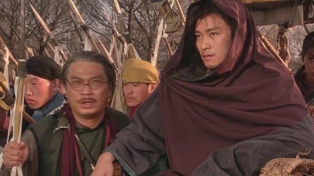 武状元:丐帮对阵朝廷军队,阿灿一马当先,上演绝世轻功