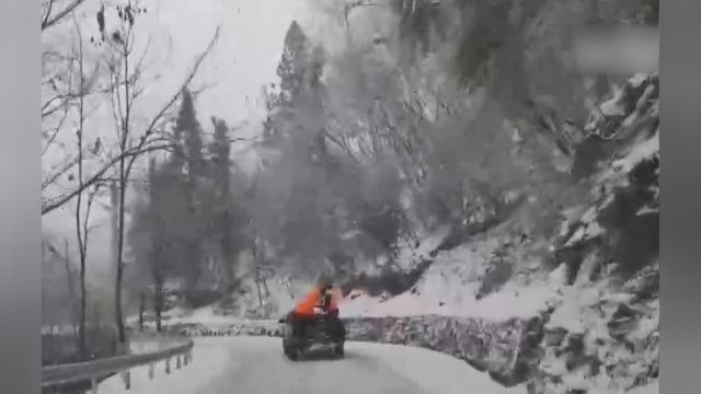 湖北:多地降雪,发布今年首个寒潮预警