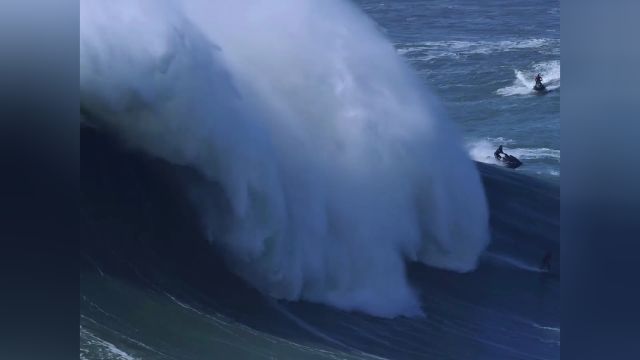 巨浪圣地——纳扎雷,堪称神的领域,最恐怖的巨浪犹如神罚一般,压迫感十足