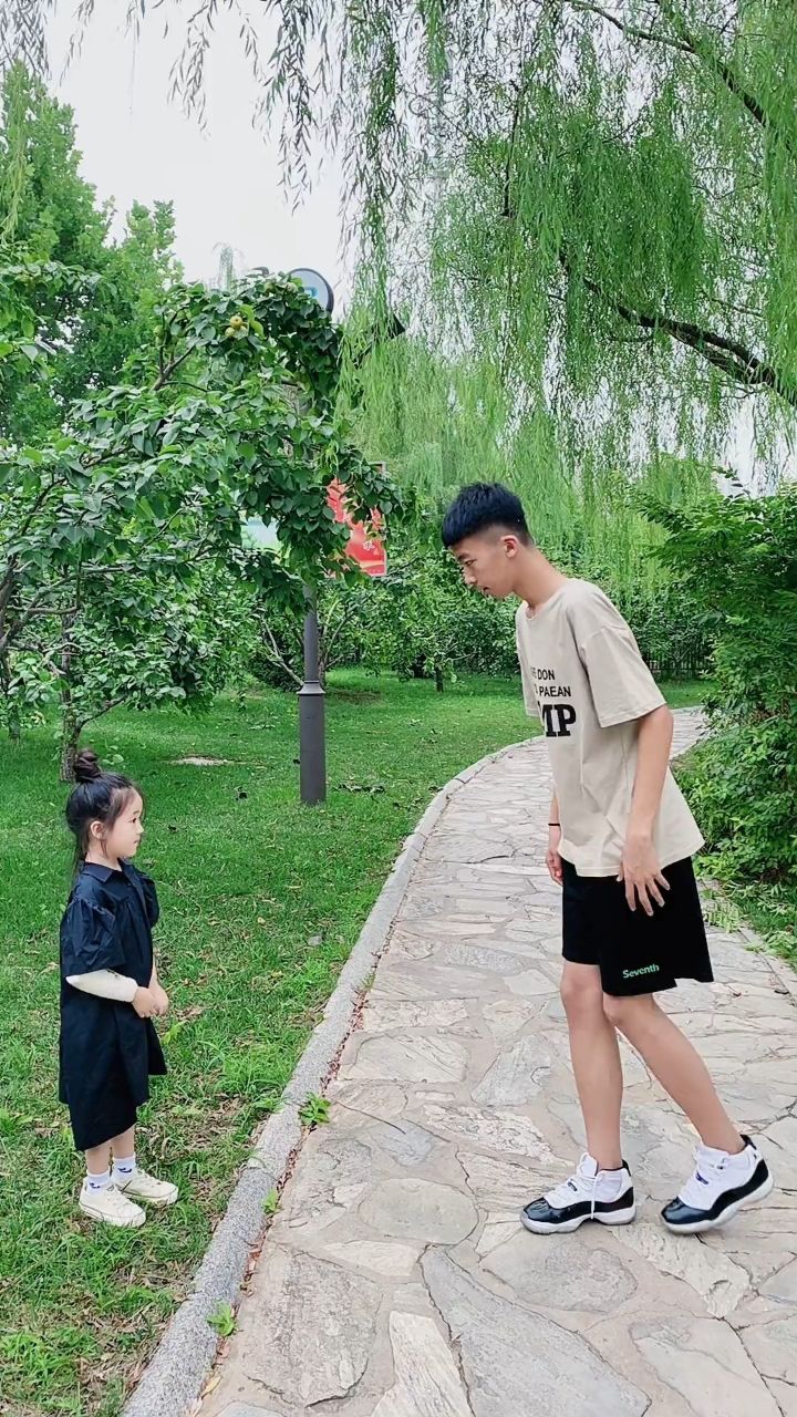 想想年后再拍这个视频是什么样子年后哥哥妹妹都长大了美好的画面兄妹