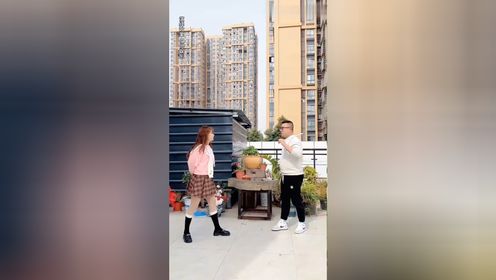 美女打屁股解压游戏_高清