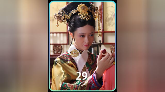 甄嬛为了纪念和果郡王逝去的爱情给女儿取名叫灵犀,意为心有灵犀一点通,四大爷自作多情以为是和他