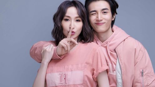 萧亚轩小16岁前男友黄皓晒宝宝脚丫,分手不足10月疑当爸,被骂惨