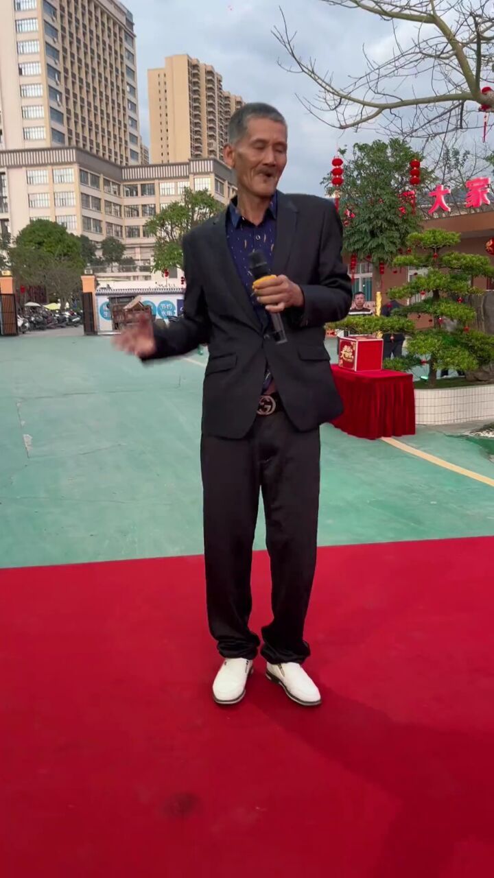 一套动作行云流水 #宝刀未老不减当年 #有故事的人 #下六兴哥
