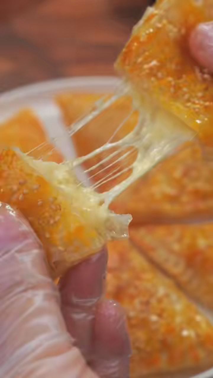 周末在家做芝士香蕉派真的巨巨巨好吃 #芝士香蕉派 #芝士控 #手抓饼的