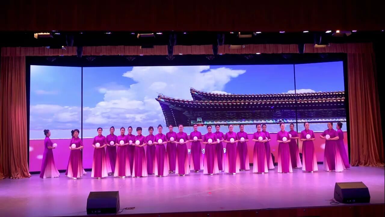 旗袍秀《光亮》老年大学同学们端庄优雅大气