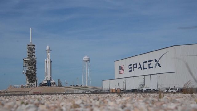 SpaceX“星盾”为美国情报部门打造间谍卫星网络