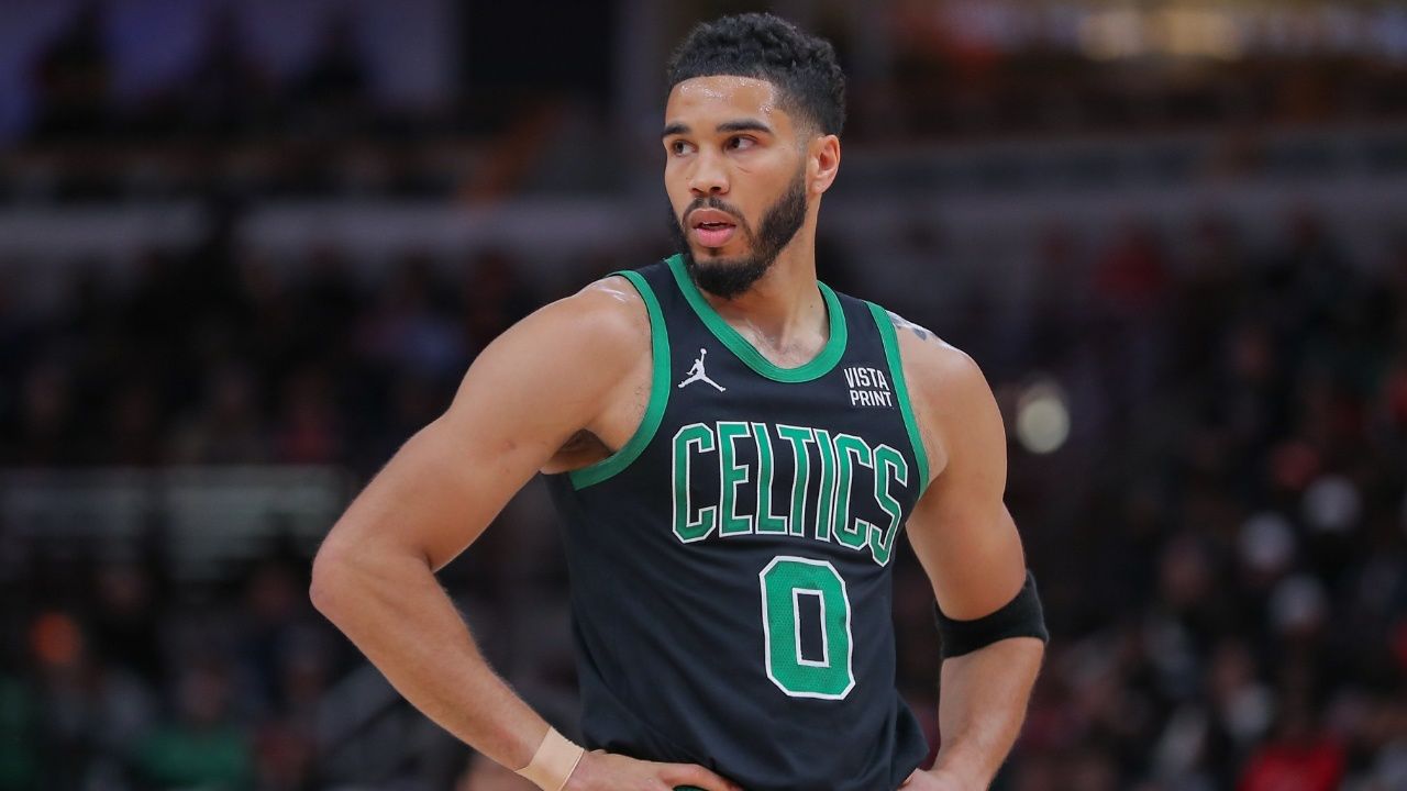 锁定东部第一之夜太悲催 塔图姆空砍37分遭遇老鹰30分大逆转