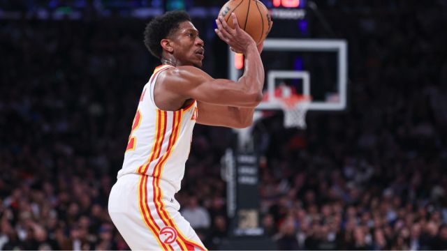 NBA9大30+大逆转：独行侠两度被30分逆转，第一名造36分翻盘太神奇
