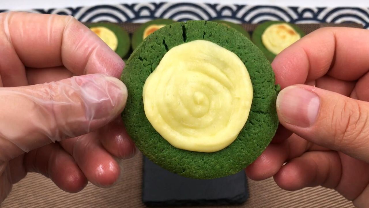 抹茶奶酪饼干,绿意盎然,醇香四溢,雅致与浓郁的完美融合.