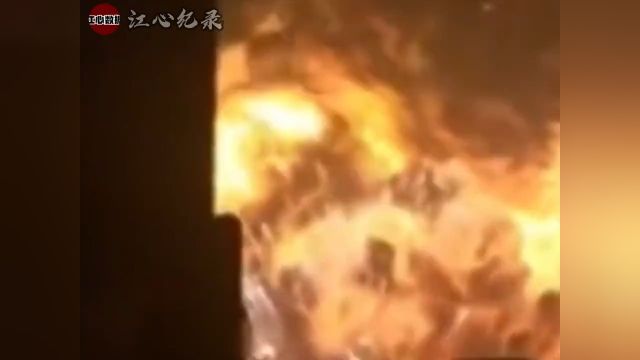 天津港大爆炸真实影像,出警25人牺牲25人,经济损失高达68亿!火灾致敬消防英雄森林火灾