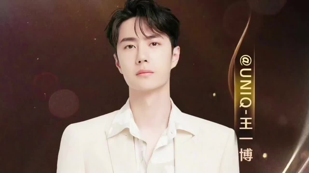 王一博获年度瞩目影人!《热烈》《维和》双夺冠, 闪耀影坛!