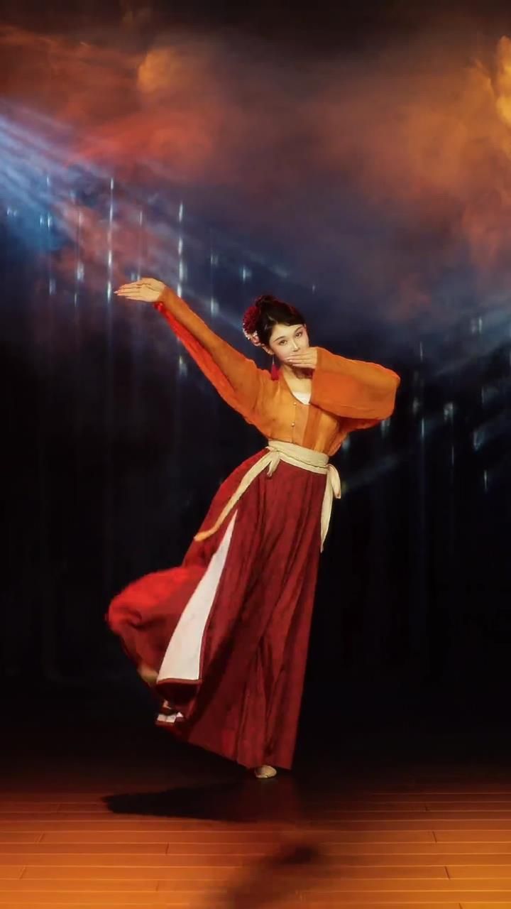 大头婳已加入队形#卜卦#卜卦舞蹈#汉唐舞#古典舞 美舞#翻跳