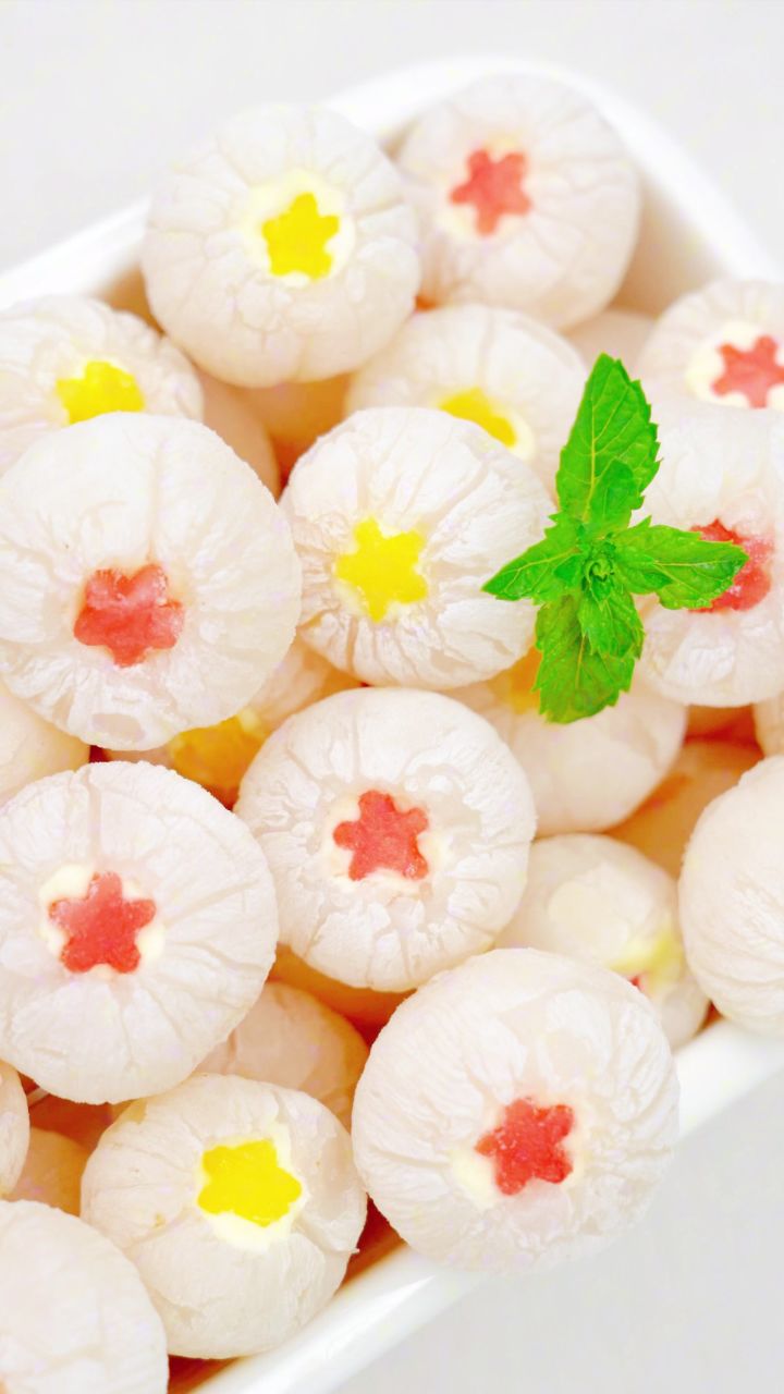 荔枝酸奶冰淇淋,一口一个,冰爽十足