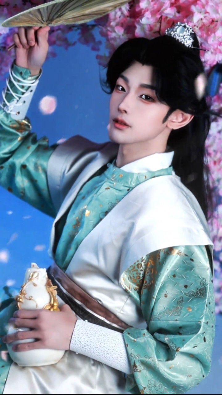 挑战小说男主走进现实——百里东君仿妆