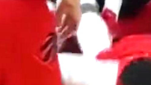 扛起进攻大旗！巴雷特高难度翻身抛投打成2+1