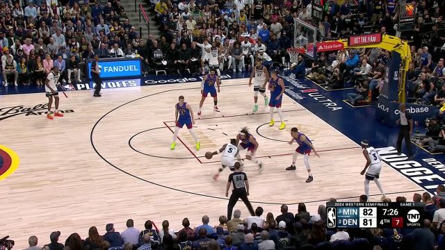 简直就是乔丹附体！爱德华连续体前变向回拉干拔命中无情军训戈登