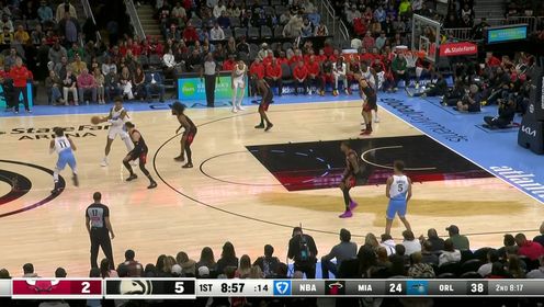 《NBA全场集锦》妙传信手拈来 约翰逊助飞卡佩拉篮下空接灌篮