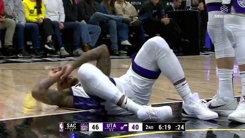 《NBA全场集锦》NBA常规赛：国王vs爵士第2节中文解说回放