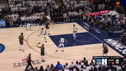 《TOP时刻》31日NBA最佳扣篮 爱德华兹弹射起飞一柱擎天逆天补扣