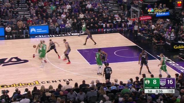 经验老道！霍乐迪突破单挑福克斯 慢三步出手2+1到手