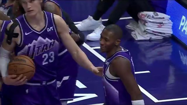 NBA常规赛：活塞vs爵士第3节中文解说回放
