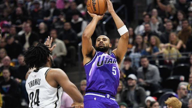 霍顿-塔克vs篮网集锦 外线手感火热5记三分全场27+6助攻