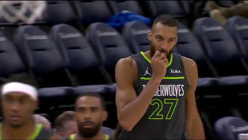 《NBA全场集锦》【回放】NBA常规赛：勇士vs森林狼第3节英文原声回放