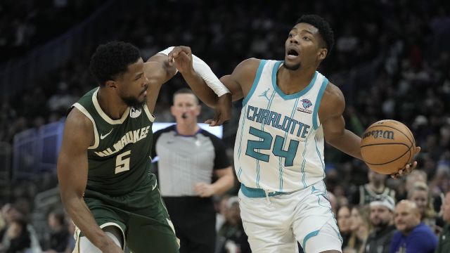 米勒vs雄鹿集锦 全场16+6+3里突外投难救主