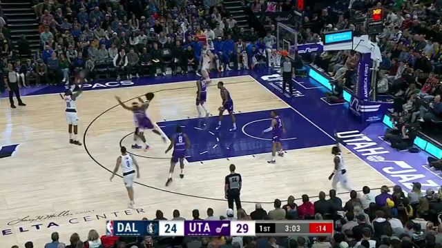 NBA常规赛：独行侠vs爵士第1节中文解说回放