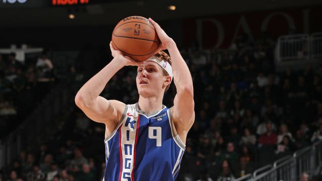 赫尔特vs雄鹿集锦 全场26+10+3精准三分冷血狙击