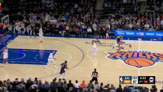 快来欣赏世界名画！麦克布莱德眼疾手快抢断疾驰重扣一条龙