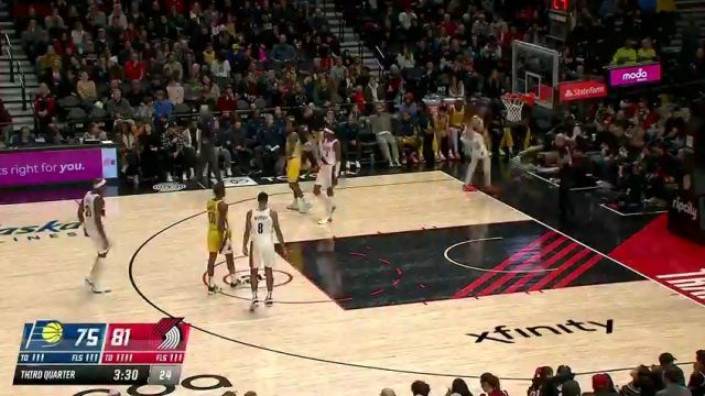 步行者vs开拓者第3节英文原声回放