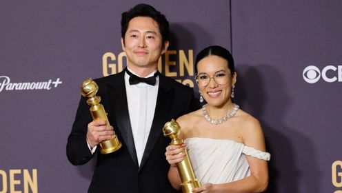 《怒呛人生》包揽金球奖视帝视后，黄阿丽史蒂文·元成为首获该奖的亚裔演员