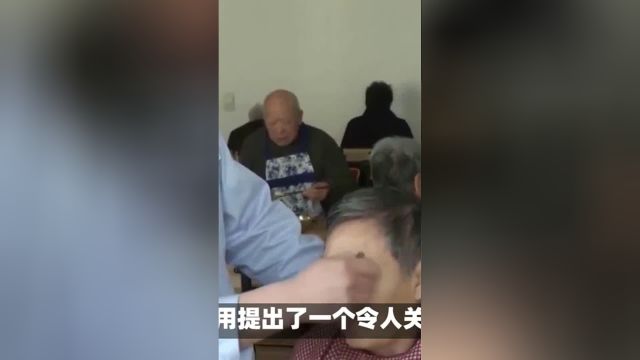 专家董克用:在职1万退休后只能拿4000,不够!