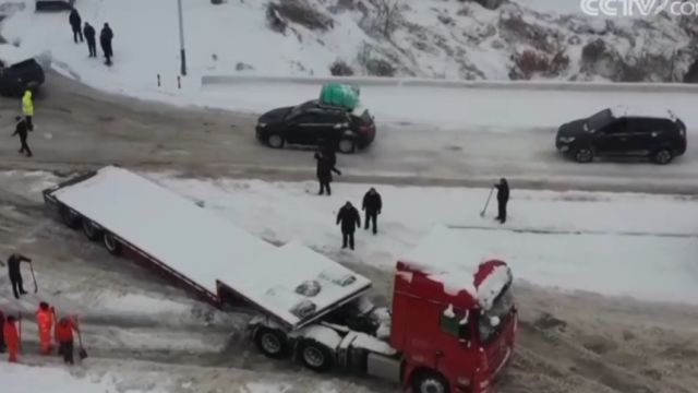 双预警持续, 南方仍有较强雨雪天气