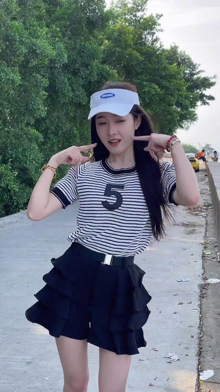 今年48了#手势舞#潮汕小姐姐