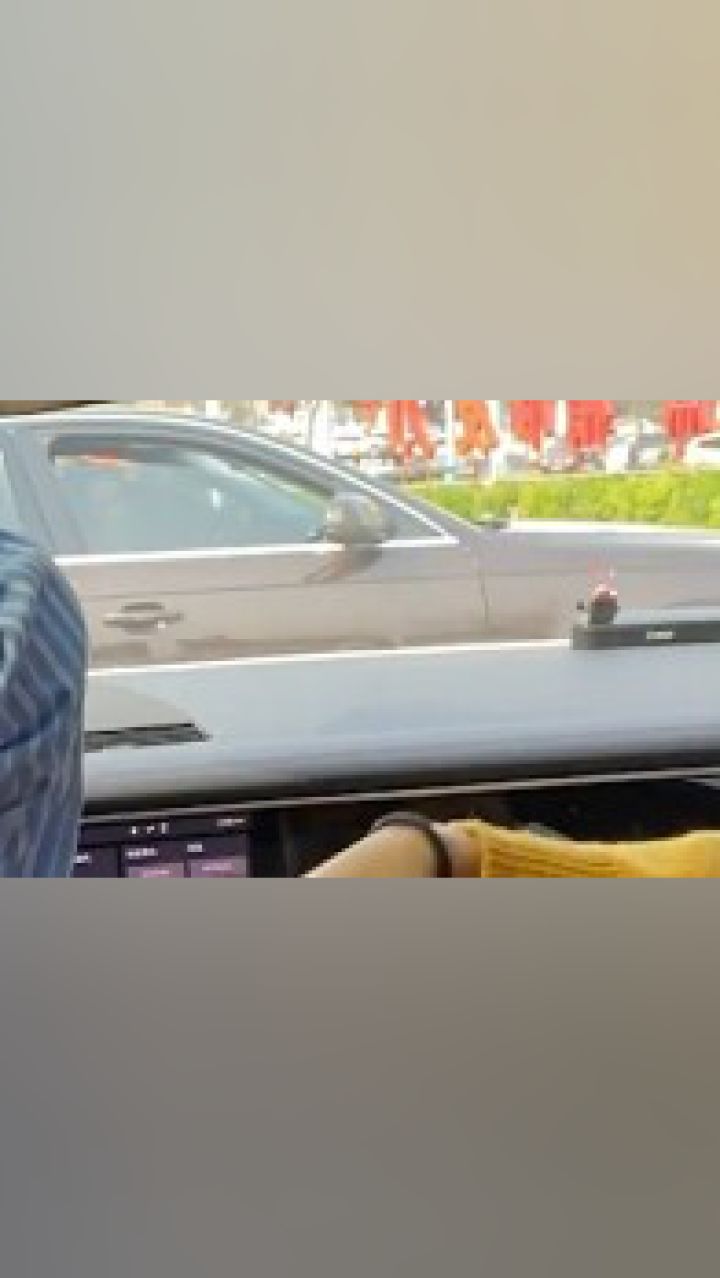 长这么帅居然不知道快乐星球在哪?