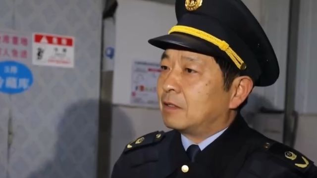 安徽阜阳:对涉嫌生产销售劣质槽头肉企业进行查封