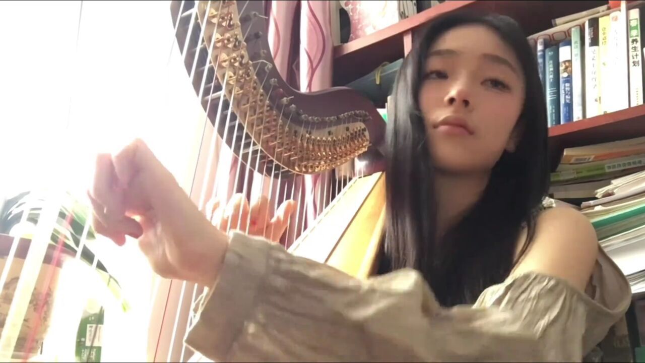 "篝火映着脸 走马敕勒川"#竖琴 #今天你练琴了吗 #敕勒歌